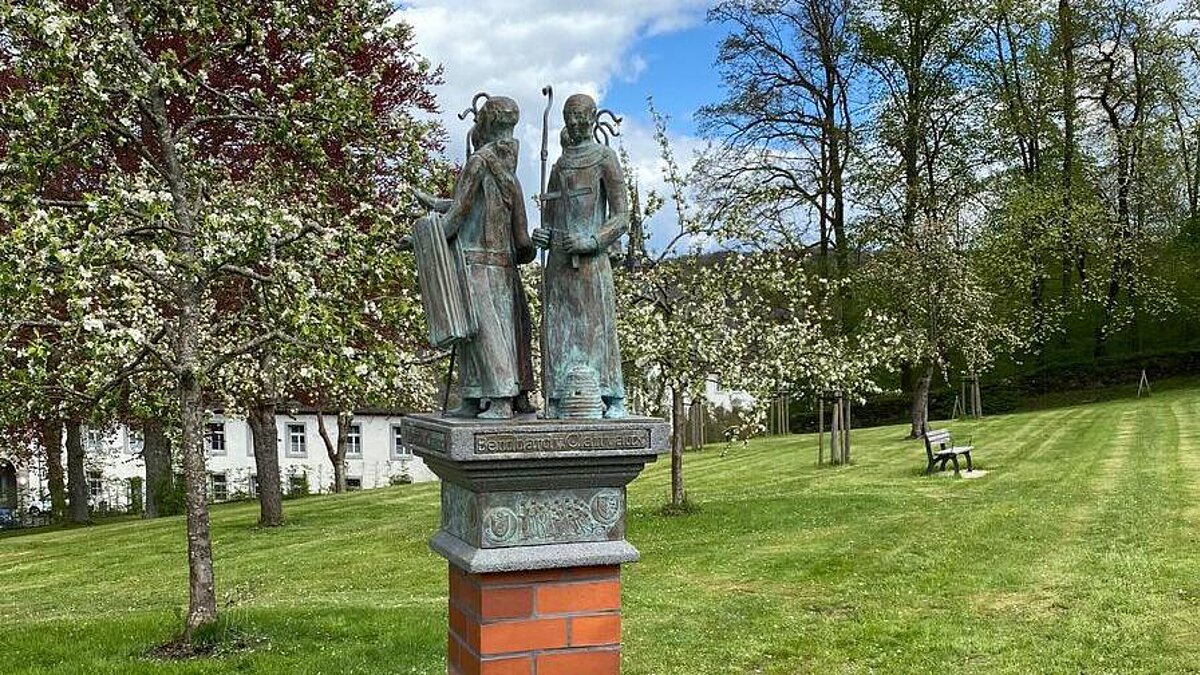 Einweihung der Stele der Gründeräbte und des Naturgartens Alte Ziegelwiese